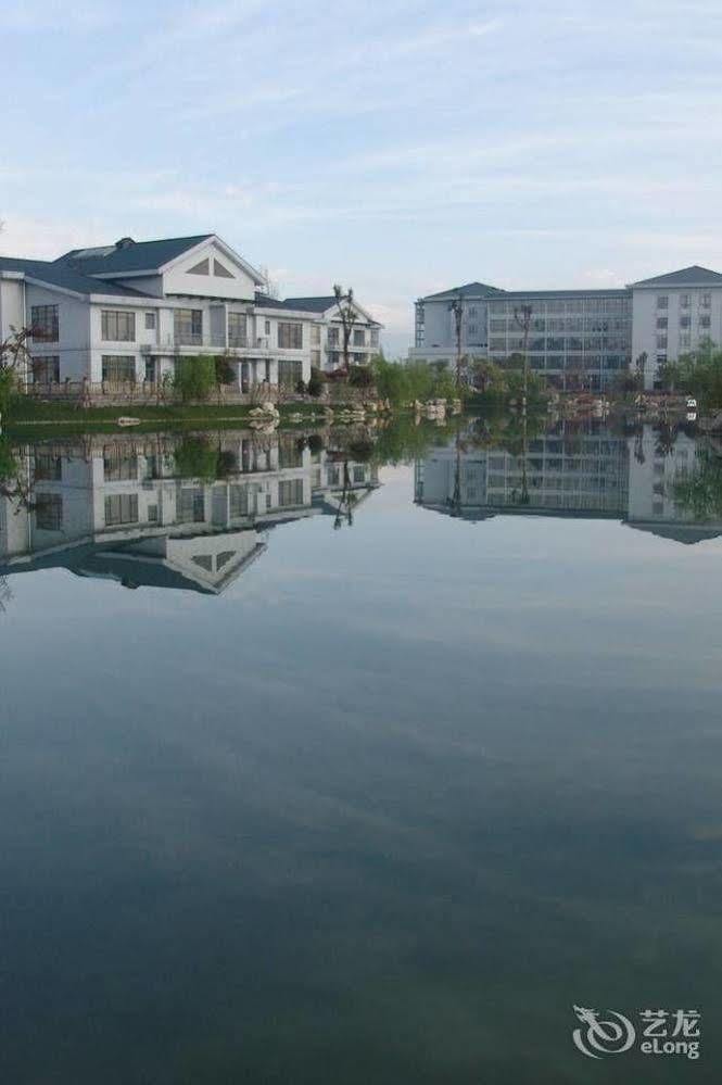 Jingyue Lake Hotel Dujiangyan Extérieur photo